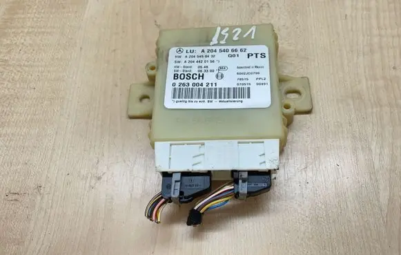 Mercedes-Benz C W204 Parking PDC control unit/module A2045406662 0263004211