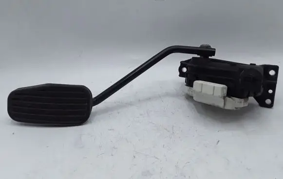 Volvo XC90 Accelerator throttle pedal 8634699 6PV00853706