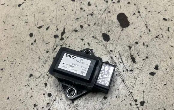 Nissan X-Trail T30 ESP acceleration yaw rate sensor 0265005254 0034816