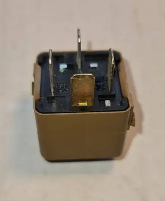 BMW 5 E34 Other relay 602039 8136 1388745