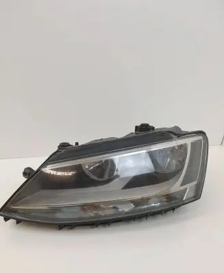Volkswagen Jetta VI Headlight/headlamp 5C7941005H
