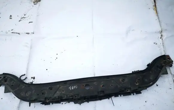 Renault Megane II Radiator support slam panel
