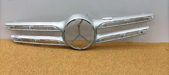Mercedes-Benz GLC C253 Front bumper upper radiator grill A25388822