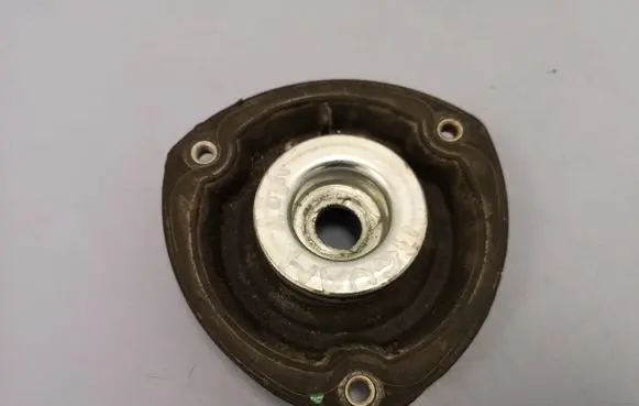 Volkswagen Tiguan Front upper strut mount 5Q0412331E