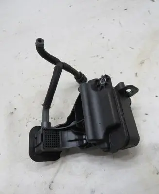 Ford Mondeo MK V Vacuum air tank 