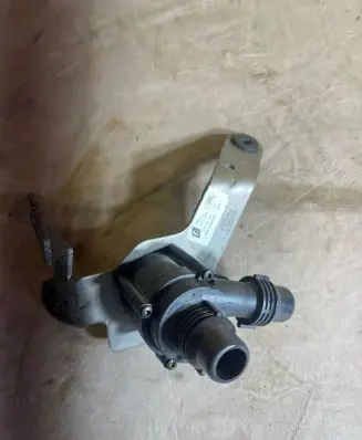 Land Rover Range Rover Velar Electric auxiliary coolant/water pump 528432000