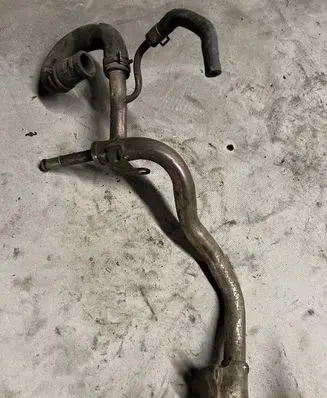 Nissan X-Trail T30 Engine coolant pipe/hose
