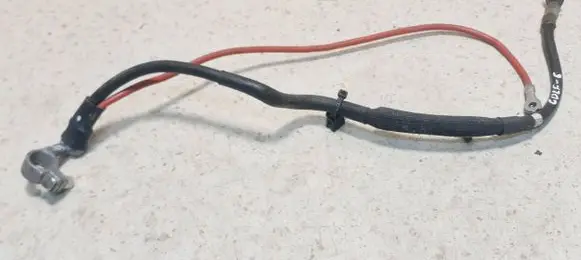 Volkswagen Golf VI Positive cable (battery) 1K0971228N