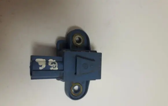 Volkswagen PASSAT B6 Airbag deployment crash/impact sensor 1K0955557A