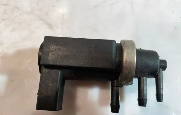 Audi A6 S6 C5 4B Turbo solenoid valve 059906627B