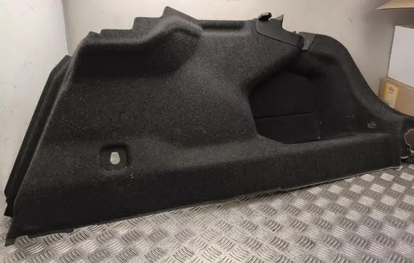 BMW 5 G60 G61 Bottom trim