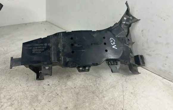 Volkswagen Golf Sportsvan Other engine bay part 5Q0971615L 5Q0971879