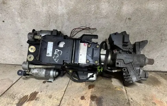BMW 5 E39 Steering wheel axle 10942659 L0S295 190901
