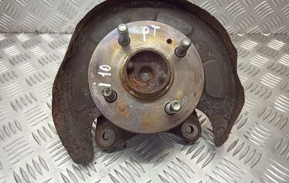 Hyundai i10 Rear wheel hub spindle/knuckle 