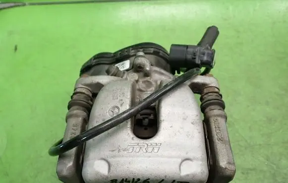 Infiniti Q30 Rear brake caliper A2464232398
