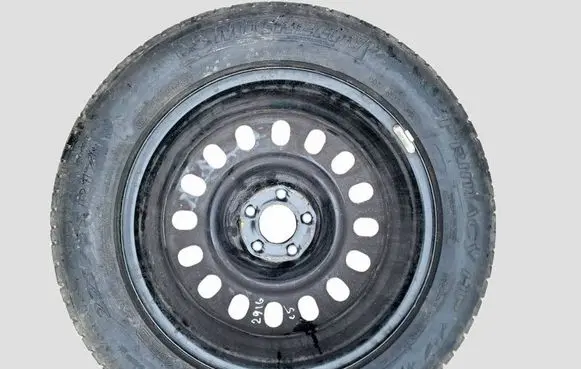 Citroen C5 R17 spare wheel