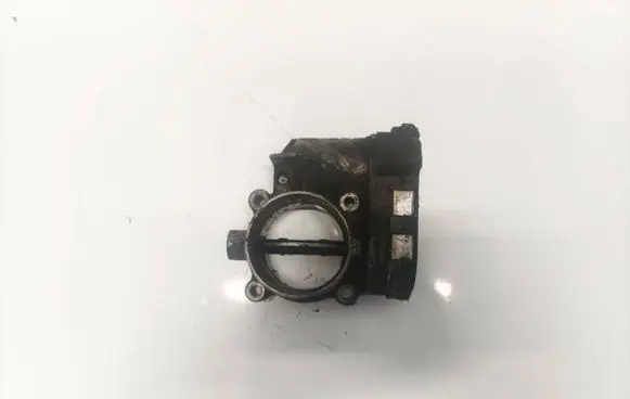 Volvo V70 Throttle valve 8692720
