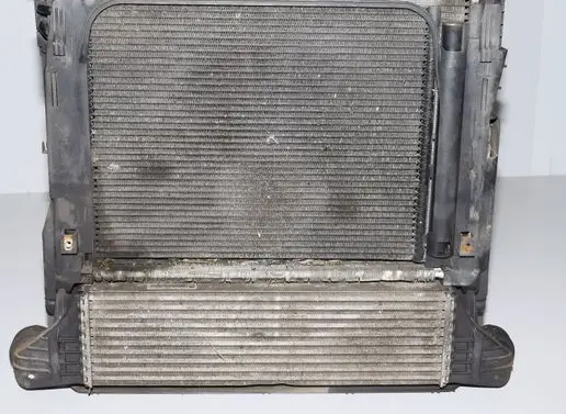 BMW X5 E53 Coolant radiator 7787040 7801204 7500754