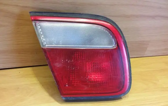 Mazda Xedos 9 Tailgate rear/tail lights 22661693