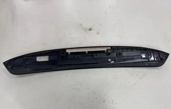 Mercedes-Benz E W211 Third/center stoplight 2117900188