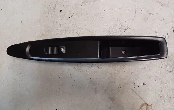 Citroen C4 I Electric window control switch 9651465677