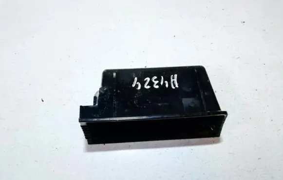 Volkswagen PASSAT B6 Car ashtray 3c0863077 31823-0100