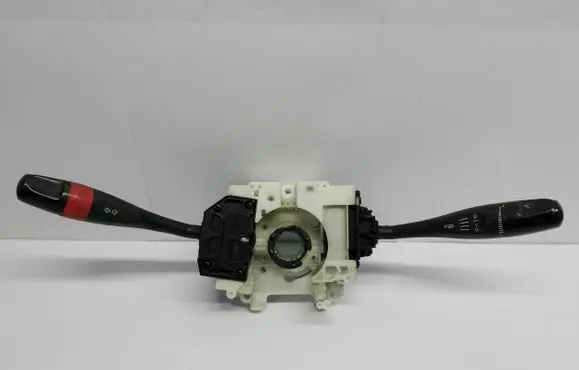 Mitsubishi Carisma Wiper turn signal indicator stalk/switch MR228461