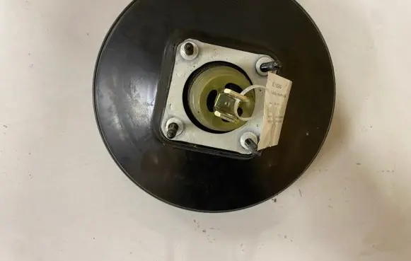Volvo V50 Brake booster 4M5128195AK