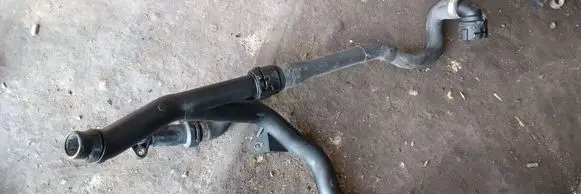 BMW X3 E83 Engine coolant pipe/hose 7787870 1425