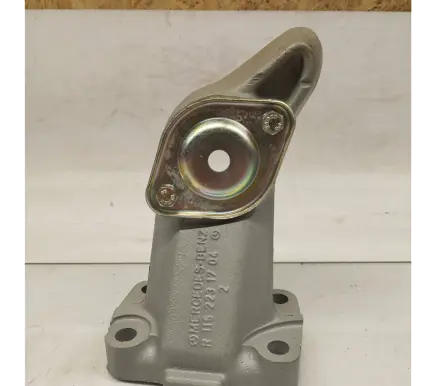 Mercedes-Benz W123 Engine mounting bracket 1152231704