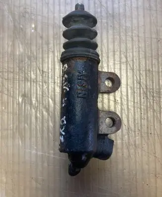 Clutch master cylinder