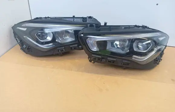 Mercedes-Benz CLA C118 X118 Headlights/headlamps set 1189062500