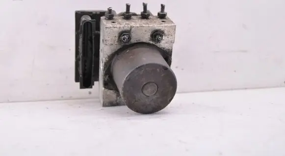 Mercedes-Benz Vito Viano W639 ABS Pump A0014468989