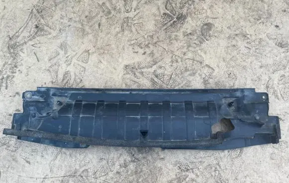 Mercedes-Benz X-class W470 Front bumper skid plate/under tray 21497