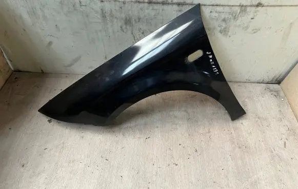Seat Leon (1P) Fender