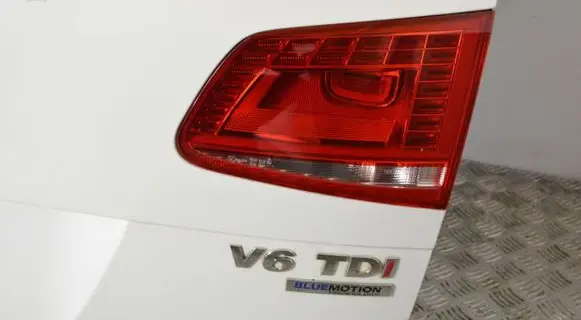 Volkswagen Touareg II Tailgate/trunk/boot lid 7P6827159B