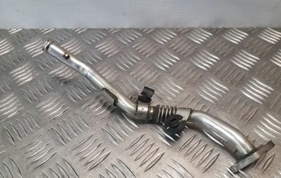 Audi A4 S4 B6 8E 8H Engine coolant pipe/hose