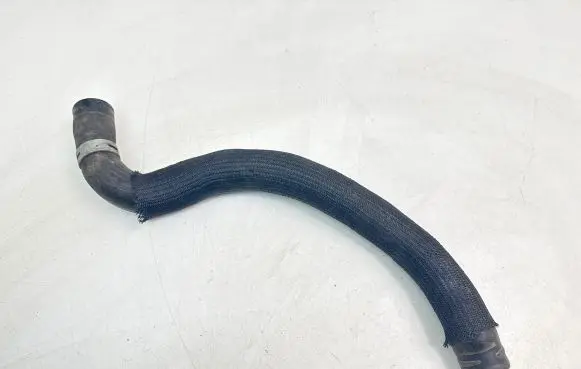 Nissan Qashqai Engine coolant pipe/hose