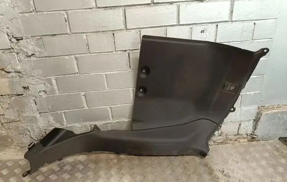 Mercedes-Benz S W222 Center console decorative trim A2226902341 A2228681739 A2228681839