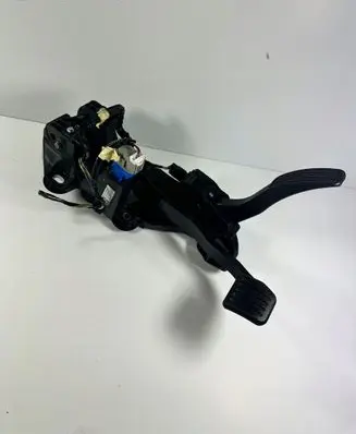 Ford Mondeo MK V Pedal assembly 