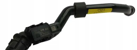 Engine coolant pipe/hose