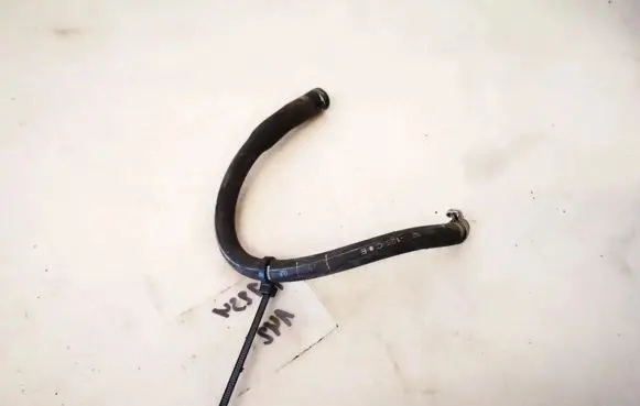 Engine coolant pipe/hose