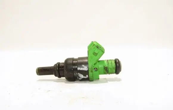 Mercedes-Benz C W203 Fuel injector 2710780549