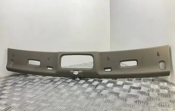 Audi A5 8T 8F Headlining lighting console trim 8F0867360C 8F0867360E