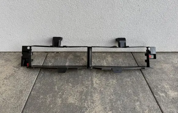 Opel Zafira C Intercooler air channel guide 13478577