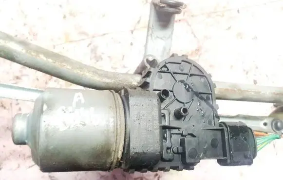 Skoda Fabia Mk1 (6Y) Wiper motor 0390241524 6q1955119a