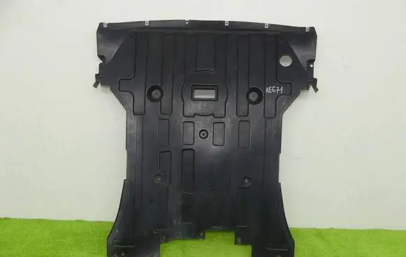 BMW X4 F26 Engine splash shield/under tray 7213662 51757213662