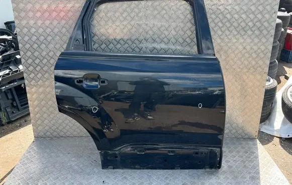Audi Q7 4M Rear door 