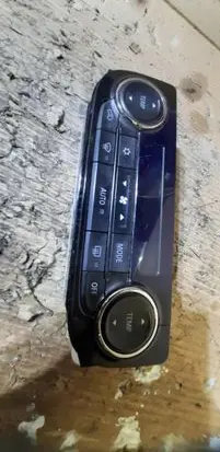 Mitsubishi Outlander Climate control unit 7820A948XA