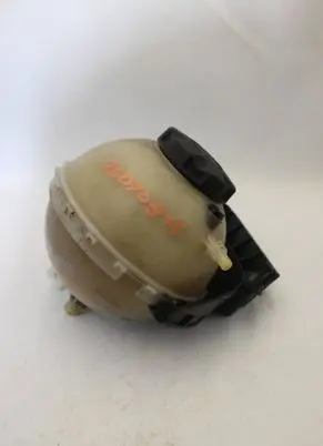 BMW 3 F30 F35 F31 Coolant expansion tank/reservoir 7609470 1300314 11564310